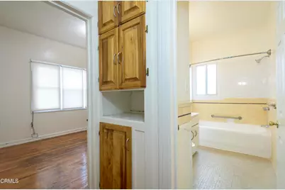 3201 W 21st Street, Los Angeles, CA 90018 - Photo 20