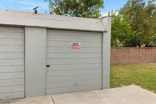 611 A Kimlin Dr, Glendale, CA 91206 - Photo 32