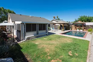25940 White Wood Cir, Moreno Valley, CA 92553 - Photo 28