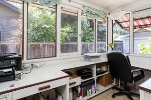 851 N Michigan Ave, Pasadena, CA 91104 - Photo 20