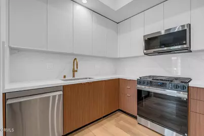 139 S Oak Knoll Avenue #103, Pasadena, CA 91101 - Photo 6