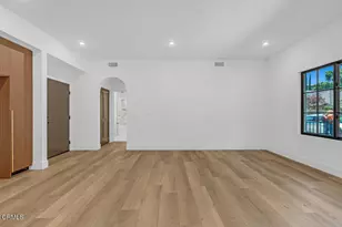 139 S Oak Knoll Ave, Pasadena, CA 91101 - Photo 12