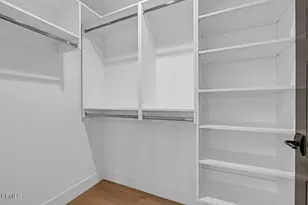 139 S Oak Knoll Ave, Pasadena, CA 91101 - Photo 16