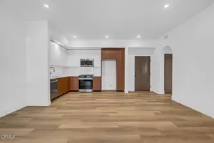 139 S Oak Knoll Ave, Pasadena, CA 91101 - Photo 10
