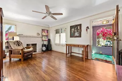 588 N Chester Avenue, Pasadena, CA 91106 - Photo 20
