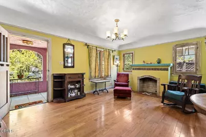 588 N Chester Avenue, Pasadena, CA 91106 - Photo 4
