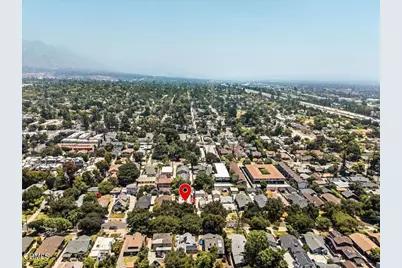 588 N Chester Avenue, Pasadena, CA 91106 - Photo 38