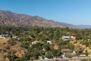 3271 New York Dr, Pasadena, CA 91107 - Photo 58