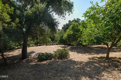 3273 New York Drive, Pasadena, CA  - Photo 10