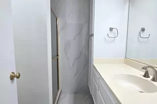 235 S Holliston Ave, Pasadena, CA 91106 - Photo 18