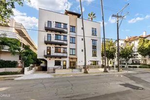 139 S Oak Knoll Ave, Pasadena, CA 91101 - Photo 38