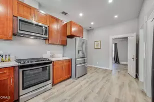 580 N 1st Ave, Upland, CA 91786 - Photo 14