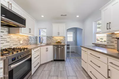 3047 Hermosa Avenue, La Crescenta, CA 91214 - Photo 6
