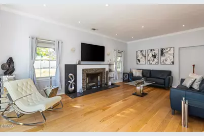 3047 Hermosa Avenue, La Crescenta, CA 91214 - Photo 2