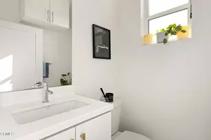 2931 W Exposition Pl, Los Angeles, CA 90018 - Photo 12