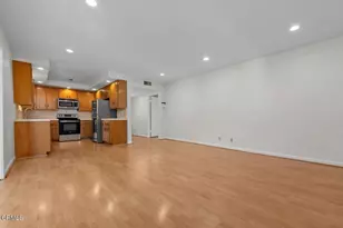 385 Cliff Dr, Pasadena, CA - Photo 10