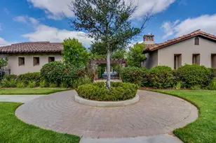 27016 Pebble Beach Dr, Valencia, CA 91381 - Photo 24