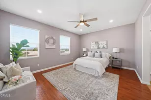 27016 Pebble Beach Dr, Valencia, CA 91381 - Photo 14