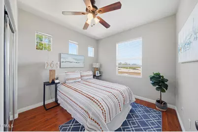 27016 Pebble Beach Drive, Valencia, CA 91381 - Photo 16
