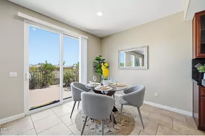 27016 Pebble Beach Drive, Valencia, CA 91381 - Photo 10