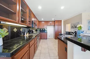 27016 Pebble Beach Dr, Valencia, CA 91381 - Photo 12