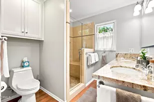 2277 Queensberry Rd, Pasadena, CA 91104 - Photo 32