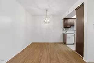 1015 N Michillinda Ave, Pasadena, CA 91107 - Photo 8