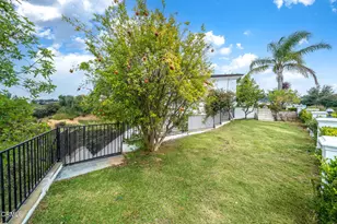 450 Palmerstone Dr, La Canada Flintridge, CA 91011 - Photo 56