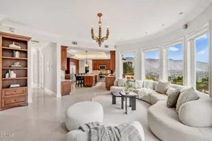 450 Palmerstone Dr, La Canada Flintridge, CA 91011 - Photo 22
