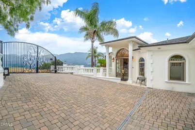 450 Palmerstone Drive, La Canada Flintridge, CA 91011 - Photo 1