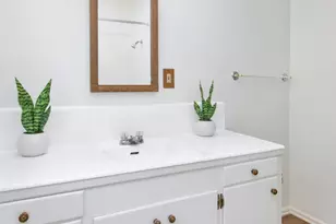 2139 N Grand Oaks Ave, Altadena, CA 91001 - Photo 20