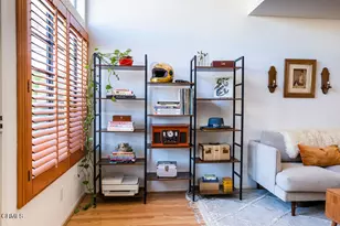 170 N Sierra Bonita Ave, Pasadena, CA 91106 - Photo 4