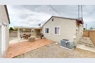 3938 N Lang Avenue, Covina, CA 91722 - Photo 32