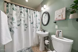 7613 7615 Beckett St, Tujunga, CA 91042 - Photo 22