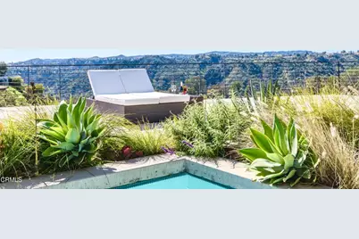 9633 Highridge Drive, Beverly Hills, CA 90210 - Photo 2