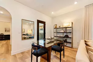 139 S Oak Knoll Ave, Pasadena, CA 91101 - Photo 4