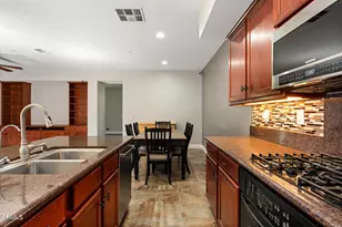 2929 Rocky Mountain Dr, Oxnard, CA 93036 - Photo 8