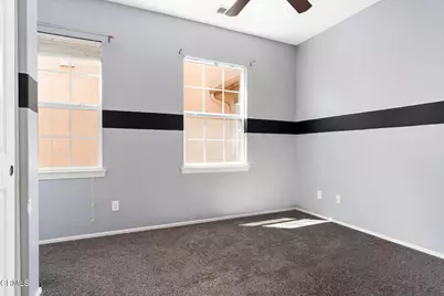 2929 Rocky Mountain Drive, Oxnard, CA 93036 - Photo 18