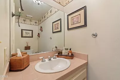 625 S Broadway #2, Redondo Beach, CA 90277 - Photo 18