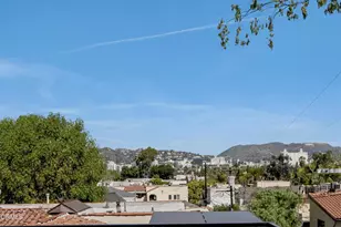 510 N Sycamore Ave, Los Angeles, CA 90036 - Photo 28