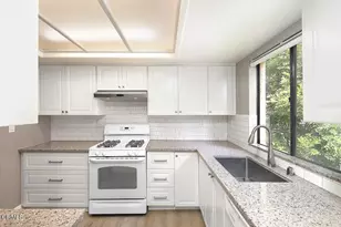 150 S Michigan Ave, Pasadena, CA 91106 - Photo 8