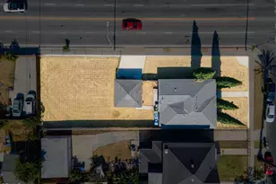 2303 W 25th St, Los Angeles, CA 90018 - Photo 28