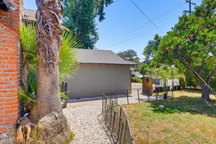 2386 Glenrose Ave, Altadena, CA 91001 - Photo 36