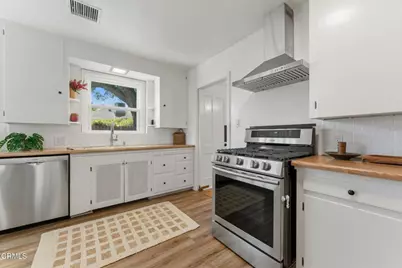 395 N Daisy Avenue, Pasadena, CA 91107 - Photo 22