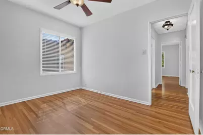 842 E Glenoaks Boulevard, Glendale, CA 91207 - Photo 18