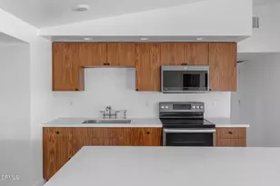 40851 Bob Hope Dr, Rancho Mirage, CA 92270 - Photo 8