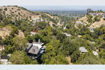 3250 Coldwater Canyon Avenue, Los Angeles, CA 91604 - Photo 34