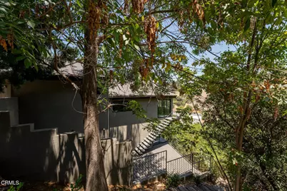 3250 Coldwater Canyon Avenue, Los Angeles, CA 91604 - Photo 32