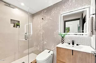 3942 Los Olivos Ln, Glendale, CA 91214 - Photo 8