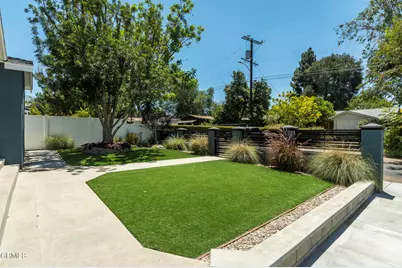 8339 Owens Street, Sunland, CA 91040 - Photo 32